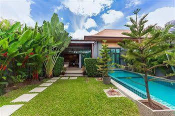 Onyx Villas By Tropiclook Rawai Exterior photo